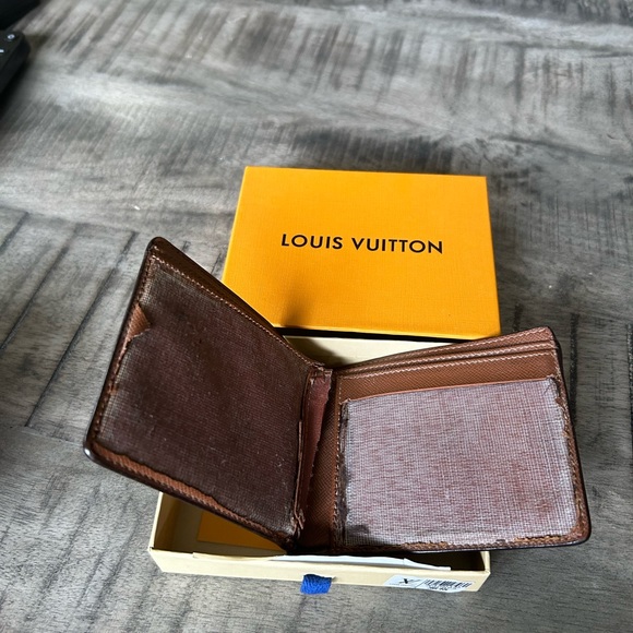 Louis Vuitton Wallet - REAL - Picture 7 of 7
